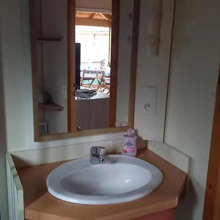 Familial Entre Les Pins Σαλέ *